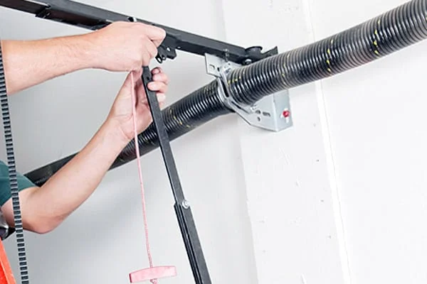 Top 5 Reasons to Schedule Regular Garage Door Maintenance with Florida Garage Door Masters
